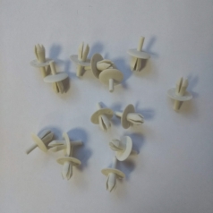 BG1415-25 (cream clips)